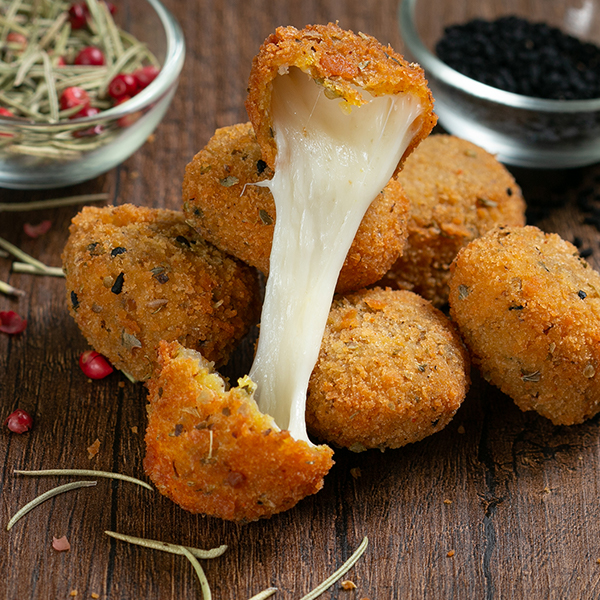 Black Seed-Thyme Mozzarella Balls